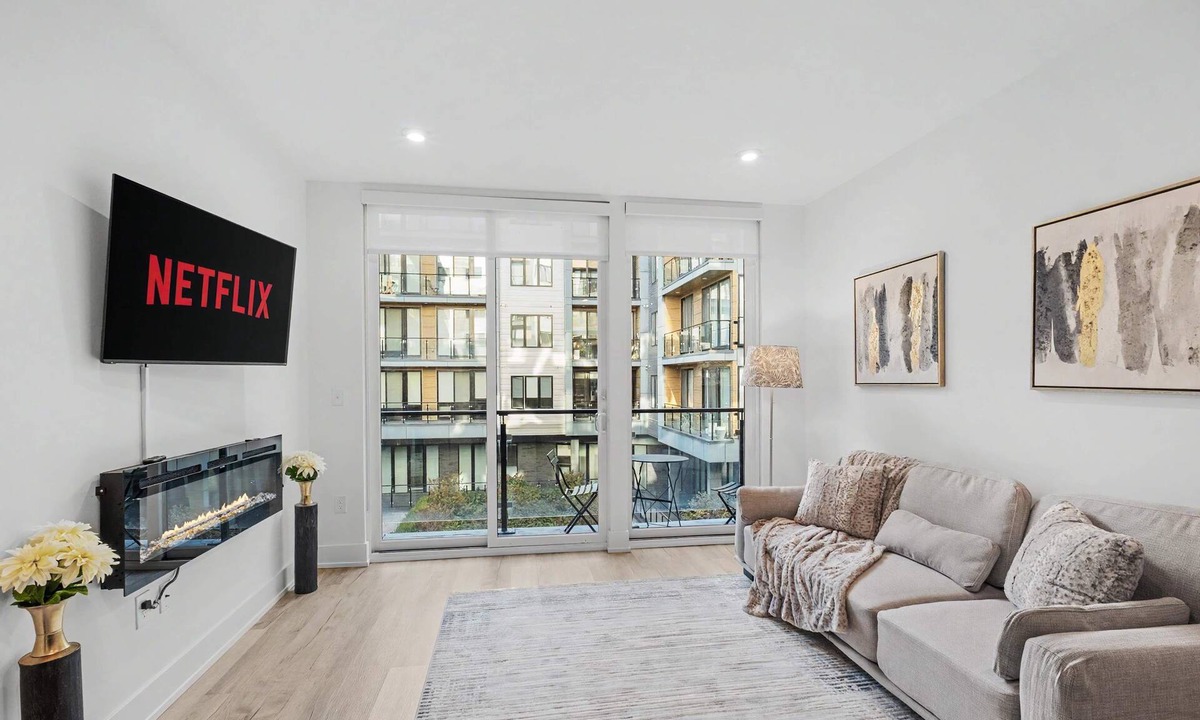 Olde Kensington Apartment | Chic 1BD Sleeps 2 Near Independence Hall Philly