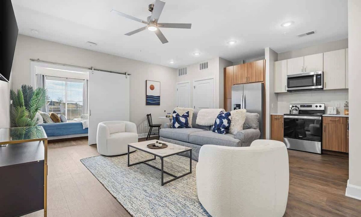 The Gulch Apartment | Chic 1BR, Steps from The Gulch & Broadway