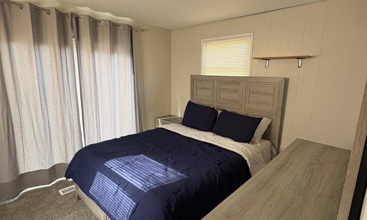 Dearborn Heights House | Chic 3BR Home, Comfort, Style & Location