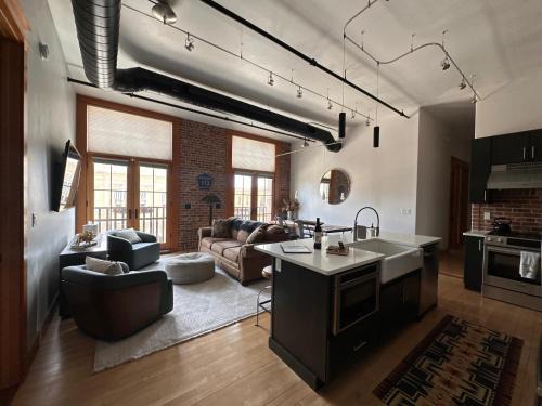 Sheridan House | Chic 3BR Industrial Loft Main St w Garage