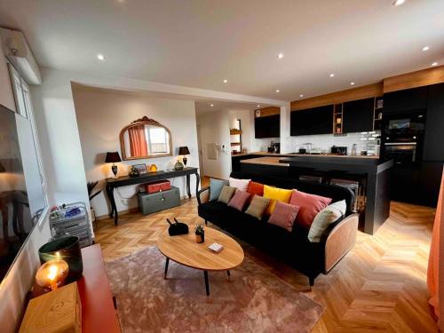 La Grace de Dieu Sud Apartment | Chic apartment with panoramic view