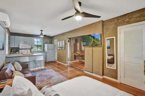 Northeast Miami House | Chic Boho Treehouse Studio in Morningside