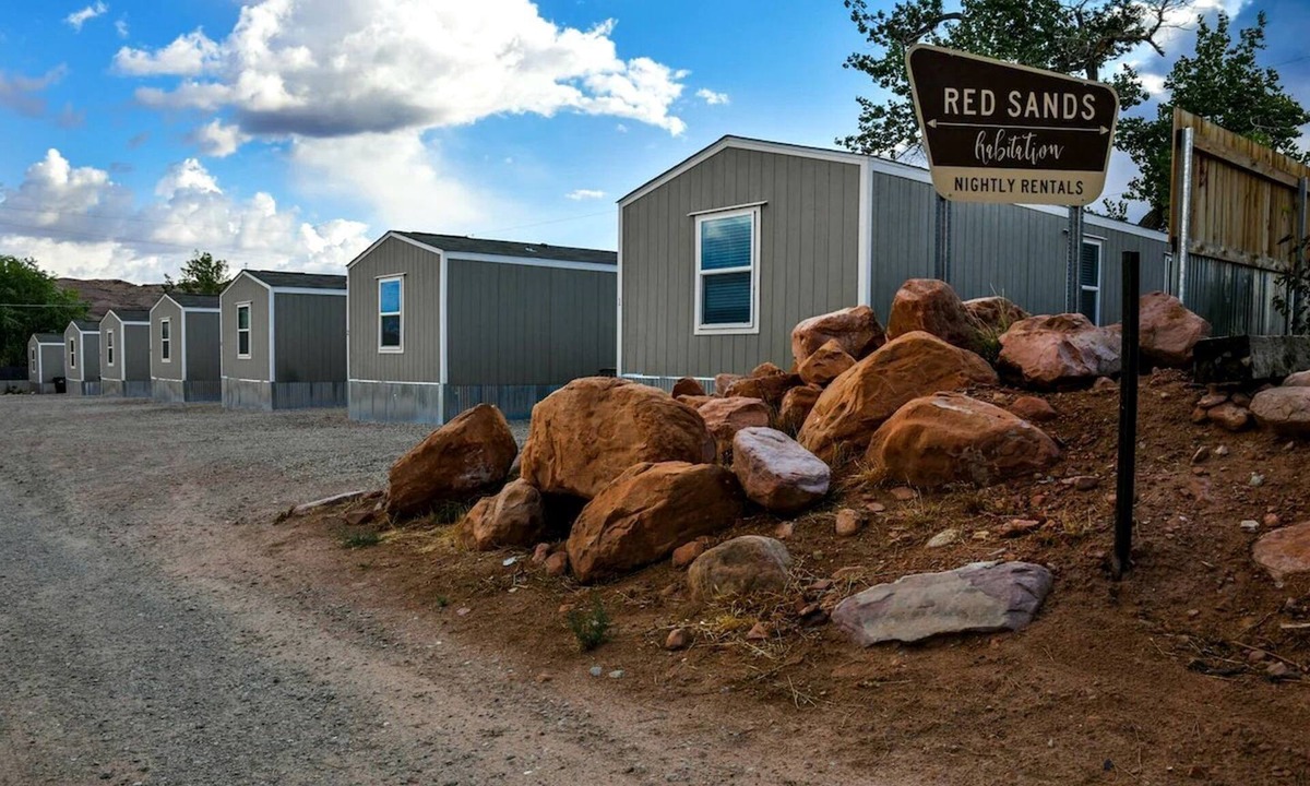 Moab Cabin | Chic Cabin Suitable for Groups in Utah