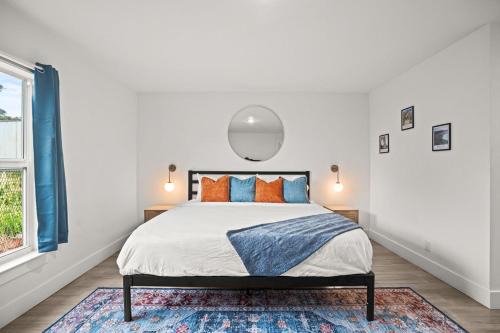 West Palm Beach House | Chic & Central 3BR Mins to Downtown