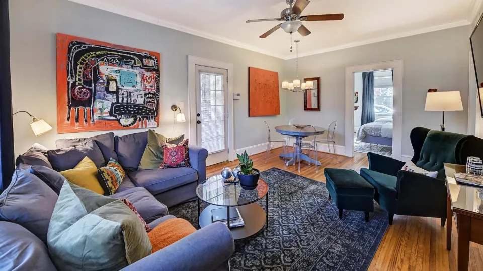 Dilworth House | Chic Comfortable 2BR with Porch near Dilworth
