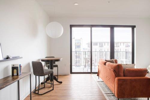 Yankee Hill Apartment | Chic East Side 1BR Apt with Balcony, Pool, and Gym