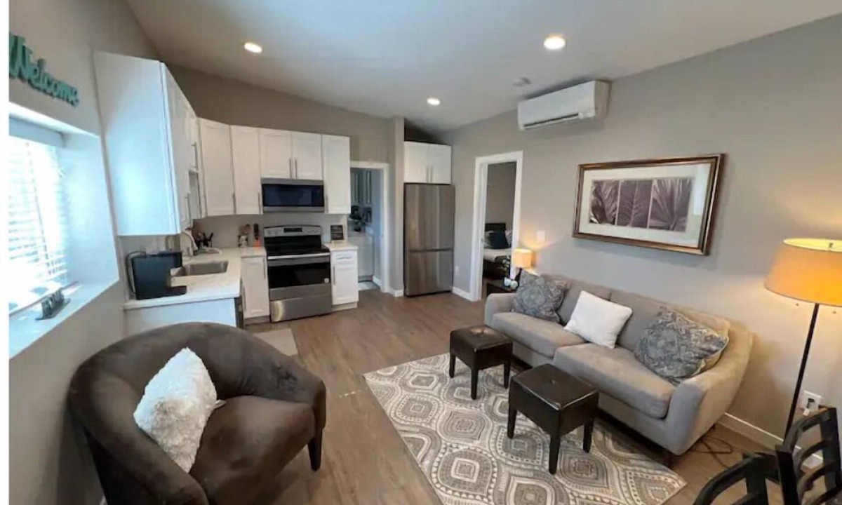 Brighton Apartment | Chic & intimate 2 bedroom