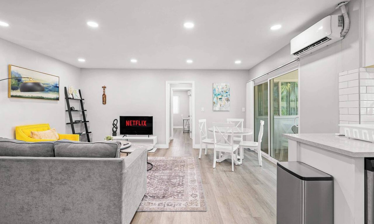 Altadena Apartment | Chic Modern Hideaway w/Patio Near LA Best Sights6
