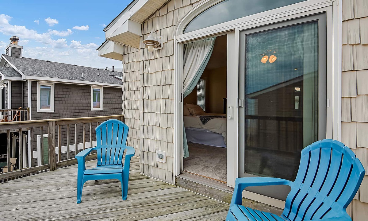 Chic's Beach House | Chic’s Beach Retreat Sleeps 12 Ocean Views - 30 day min