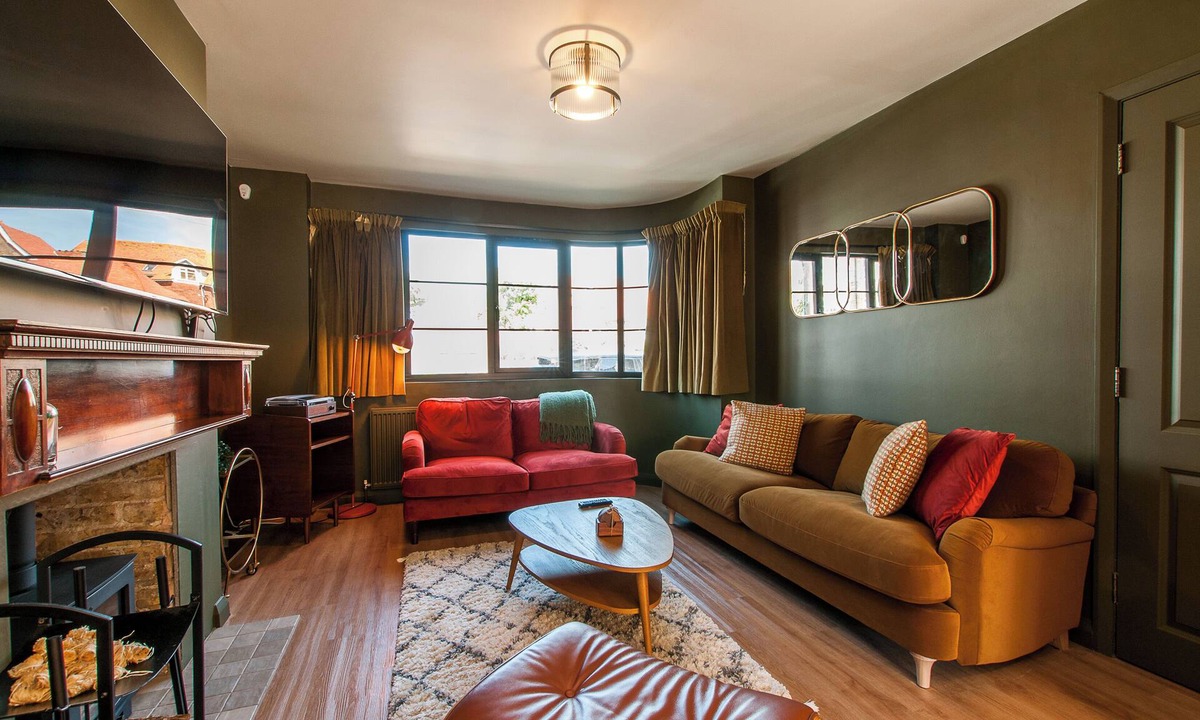 Broadstairs House | Chic Seaside Escape - Steps to Viking Bay & Town