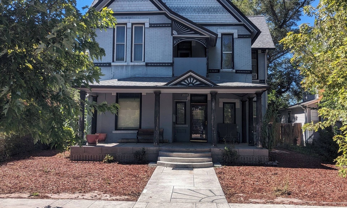 Northside Apartment | Chic studio apartment with AC, WiFi in charming Pueblo