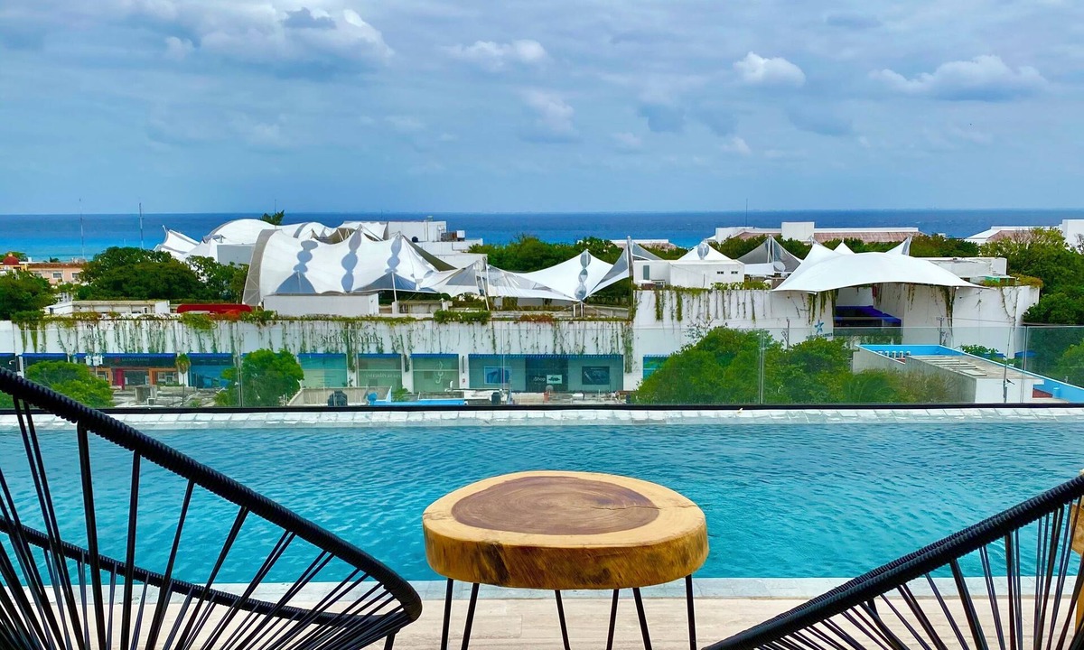 Zazil-ha Apartment | Chic studio with WiFi and AC in vibrant Playa del Carmen, centric and OV rooftop