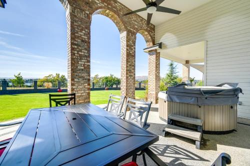 Pasco House | Chic Washington Wine Country Vacation Rental!