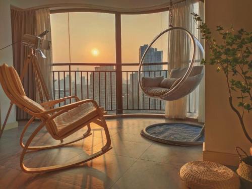 Yuzhong Apartment | Chihiro Haven