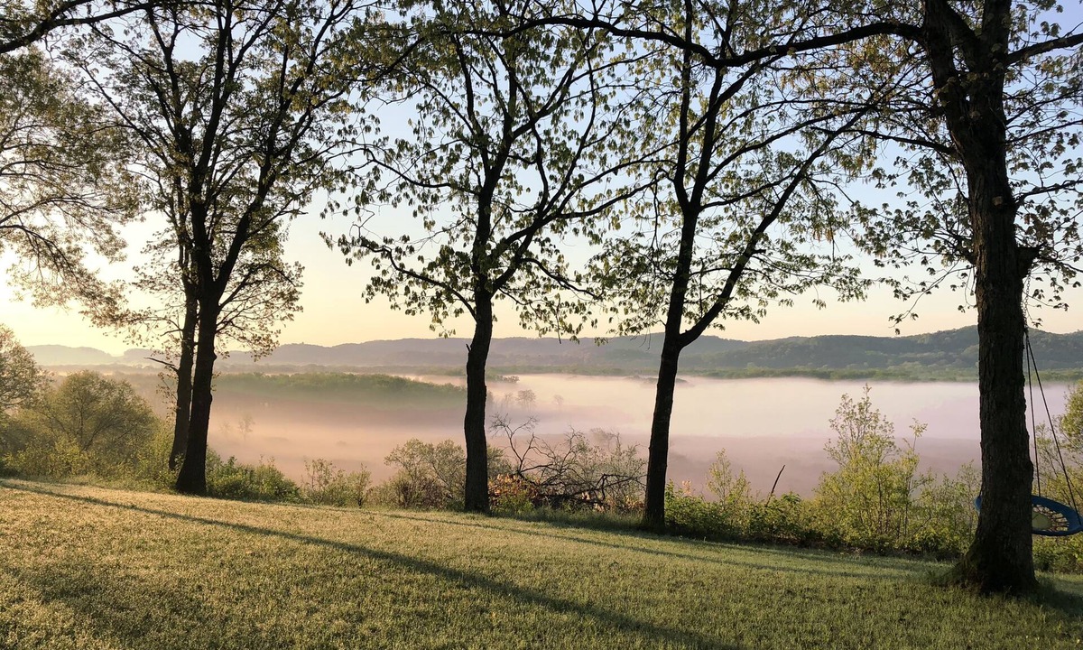Durand House | Chippewa View Heights ~ breathtaking views and a peaceful getaway!