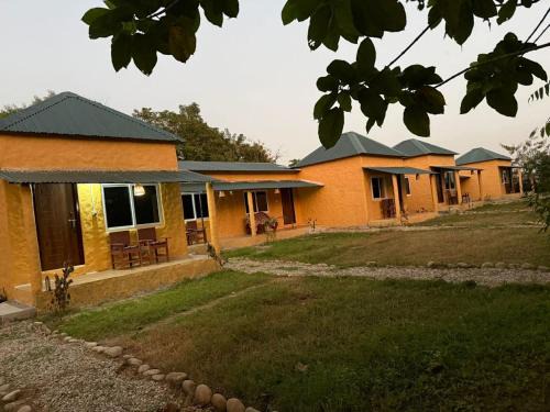 Meghauli Hotel | Chital lodge
