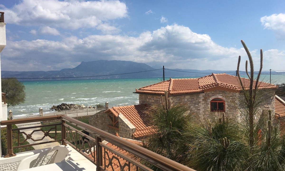 Assos-Lechaio House | Chris Studios & Apartments