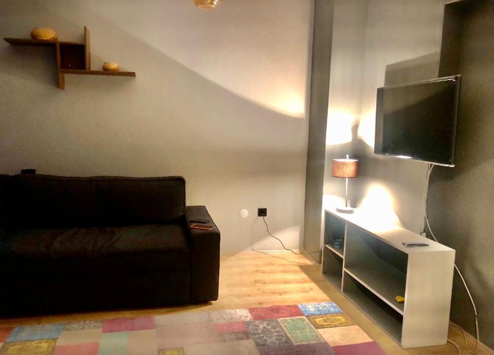 Cihangir Apartment | Cihangir’de harika deniz manzarası