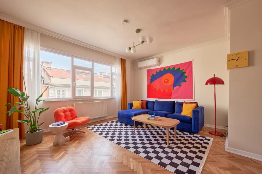Cihangir Apartment | Cihangir Pop Art Hideaway