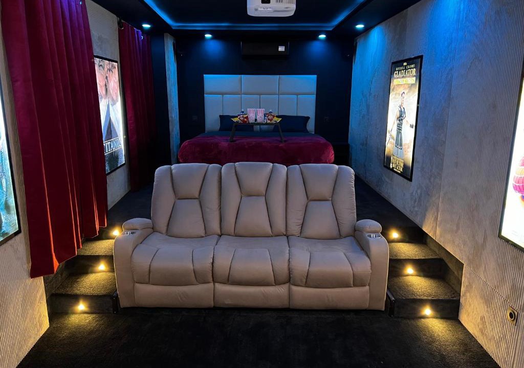 Vienne Apartment | Cinéma & Jacuzzi