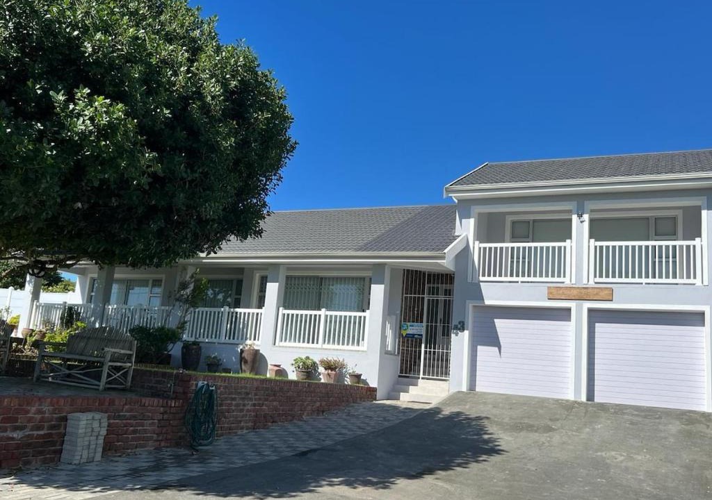 Struisbaai House | Cinneraria 43
