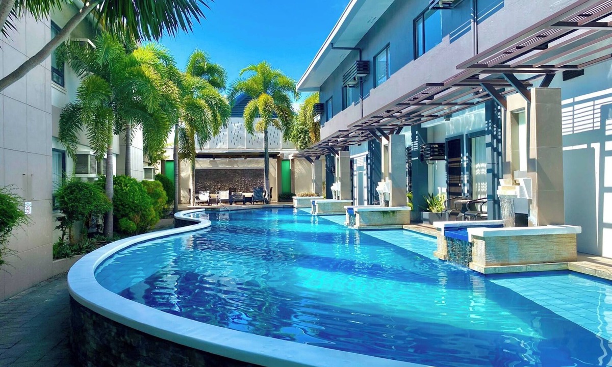 Bacolod Hotel | Circle Inn - Hotel & Suites