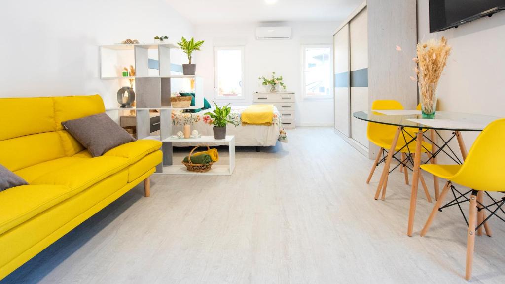 Province of Toledo House | Circus Residence - Acogedor alojamiento con piscina compartida