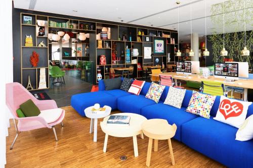 Parc-Nord Hotel | citizenM Paris La Défense