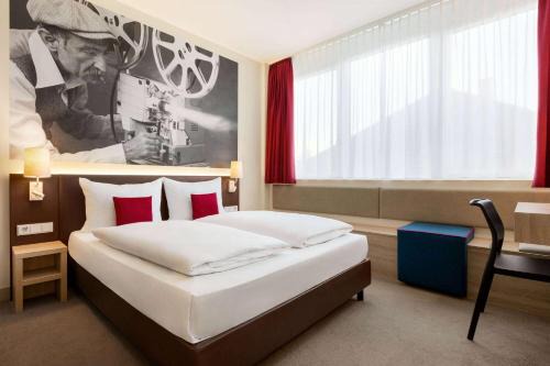 St. Vinzenz Hotel | City Hotel MAX Munich West