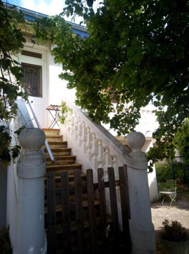 Montrond-les-Bains Apartment | Clair Logis