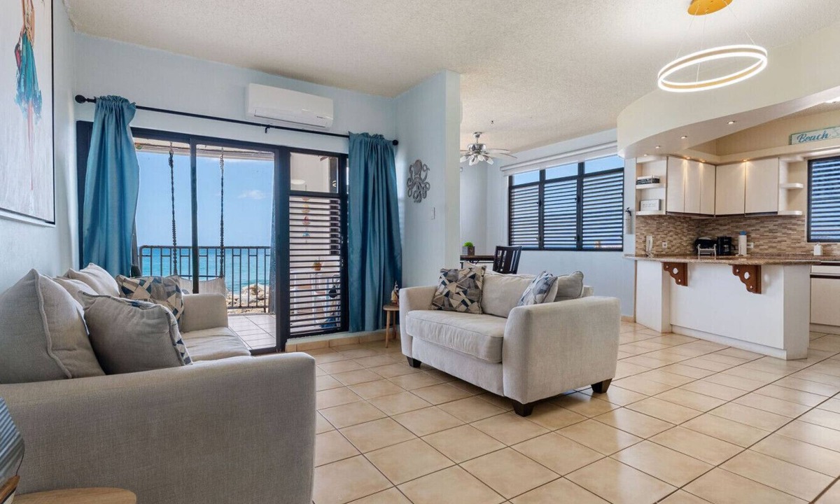 Stella Condo | Claje Sunset! Beachfront condo at Victoria del Mar 1E