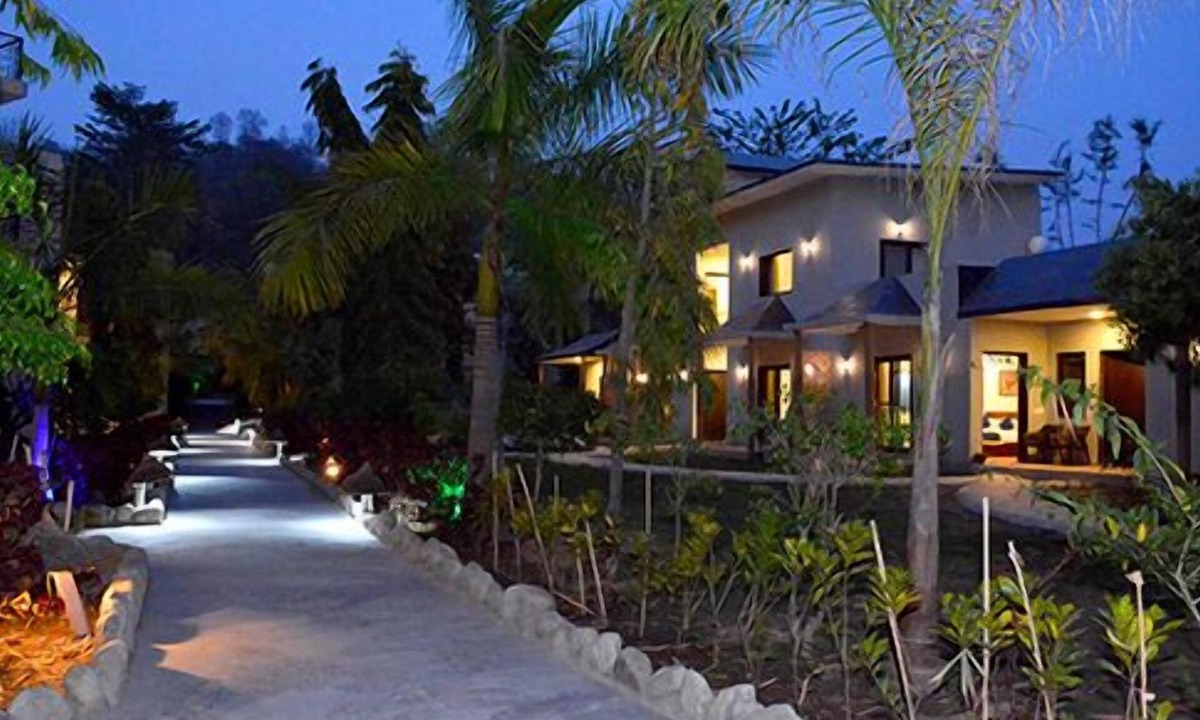 Ramnagar Hotel | Clarissa Resort