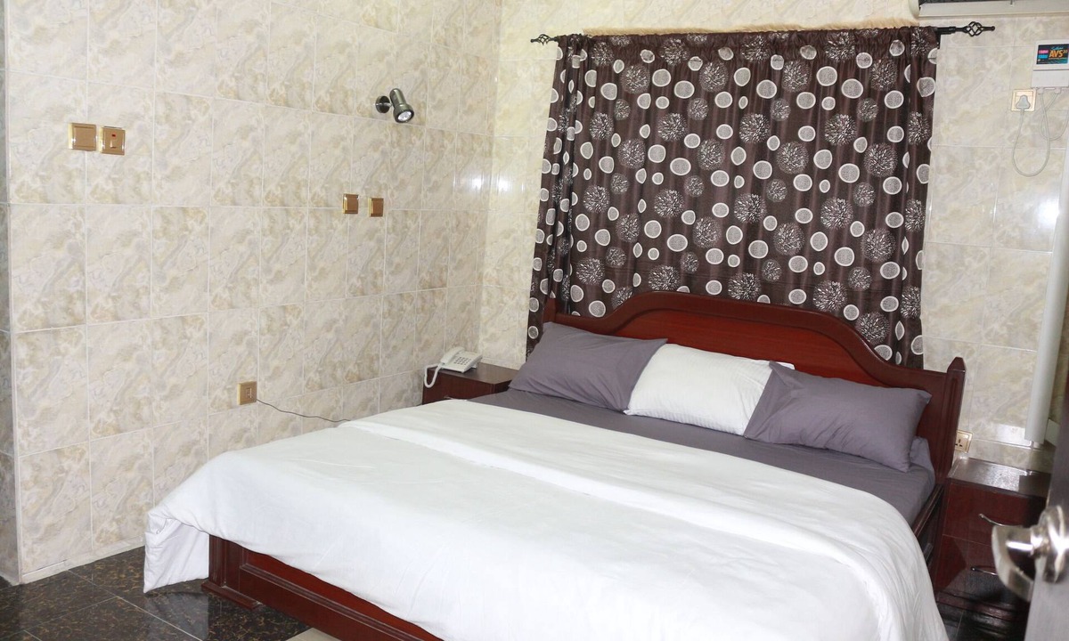 Agege Hotel | Class Suites Budget Ogba