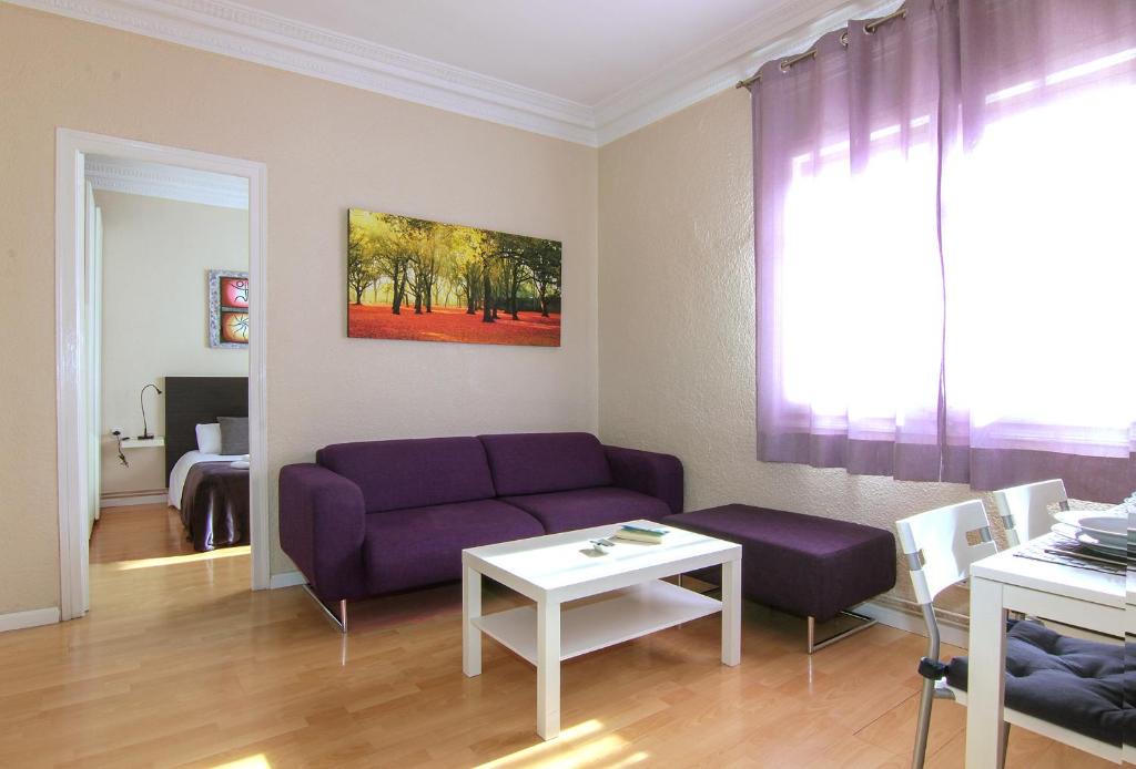Navas Apartment | Classbedroom Barcelona Sagrera Apartment
