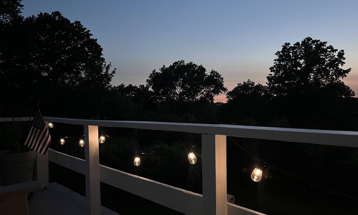 Whitehall House | Classic Pittsburgh Colonial with modern updates /beautiful pin oak lined street