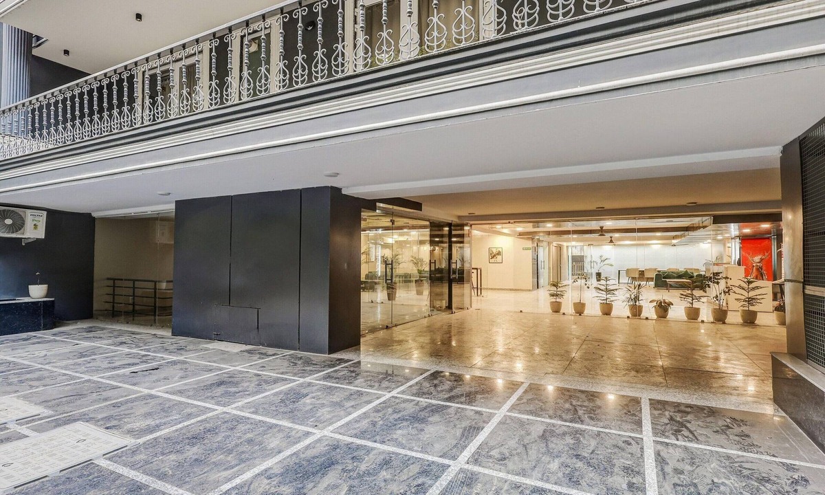 Udyog Vihar House | Classic With Balcony Cloud Bay