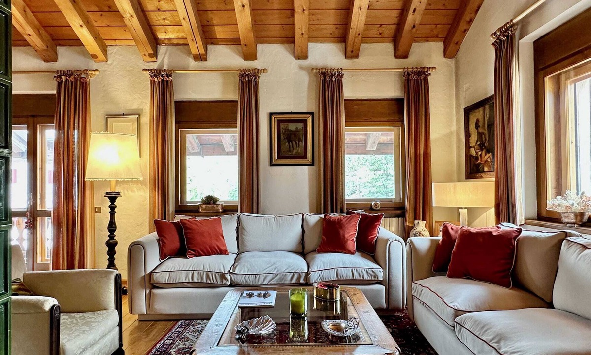 Cortina d'Ampezzo Historic Centre Apartment | Classy 3 bedroom few steps from centre