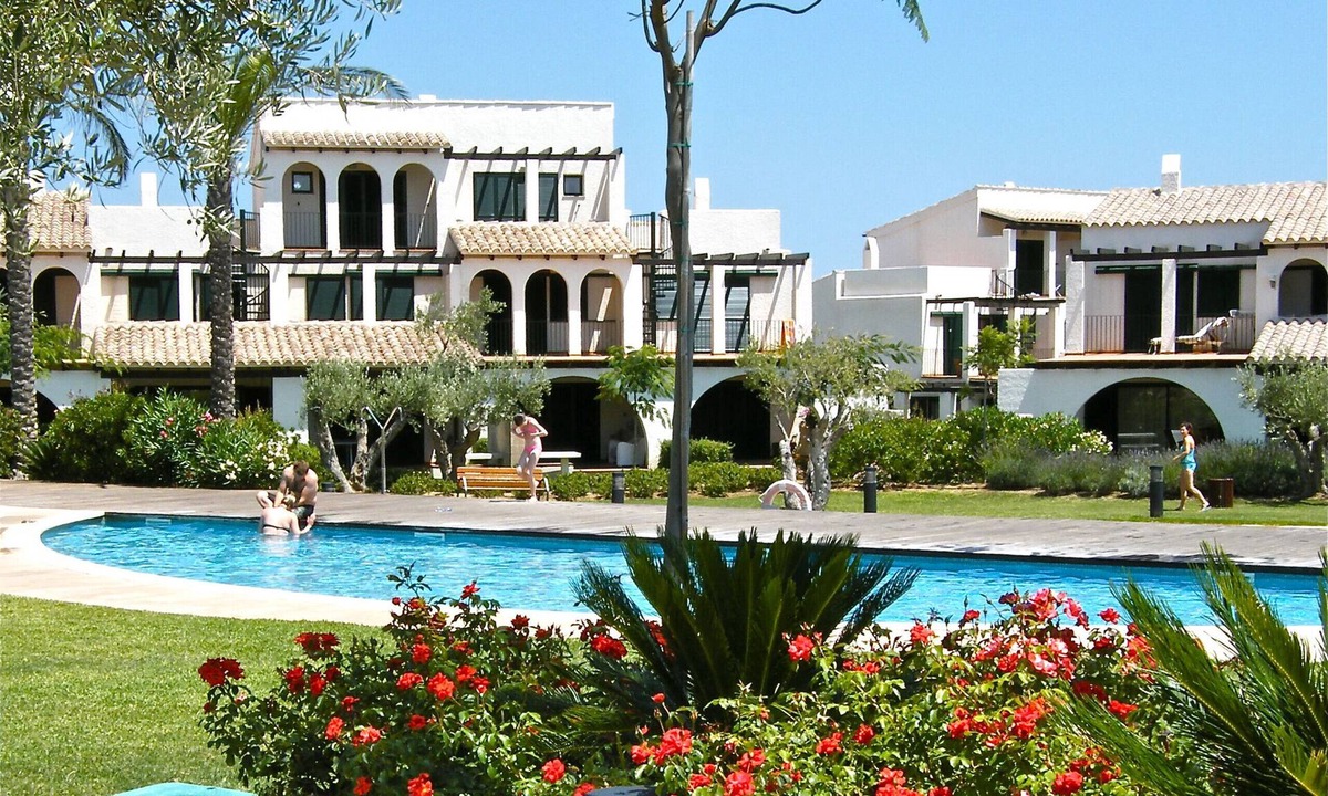 El Perello House | Clavel