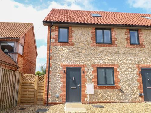 Docking House | Clavering 1 Bernaleen Cottages