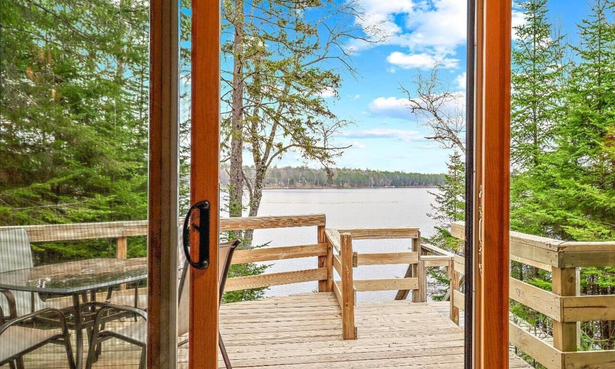 St Germain Cabin | Clean cabin on Little Saint Germain Lake