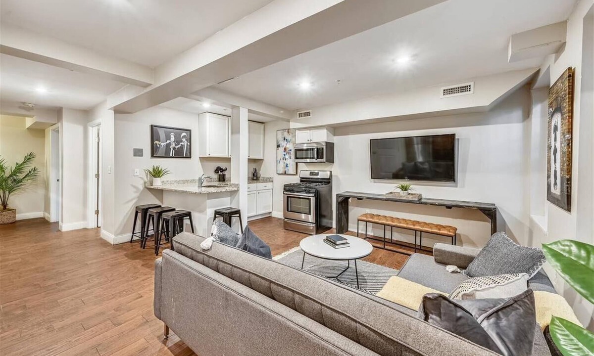 Highland Park House | Clean contemporary escape