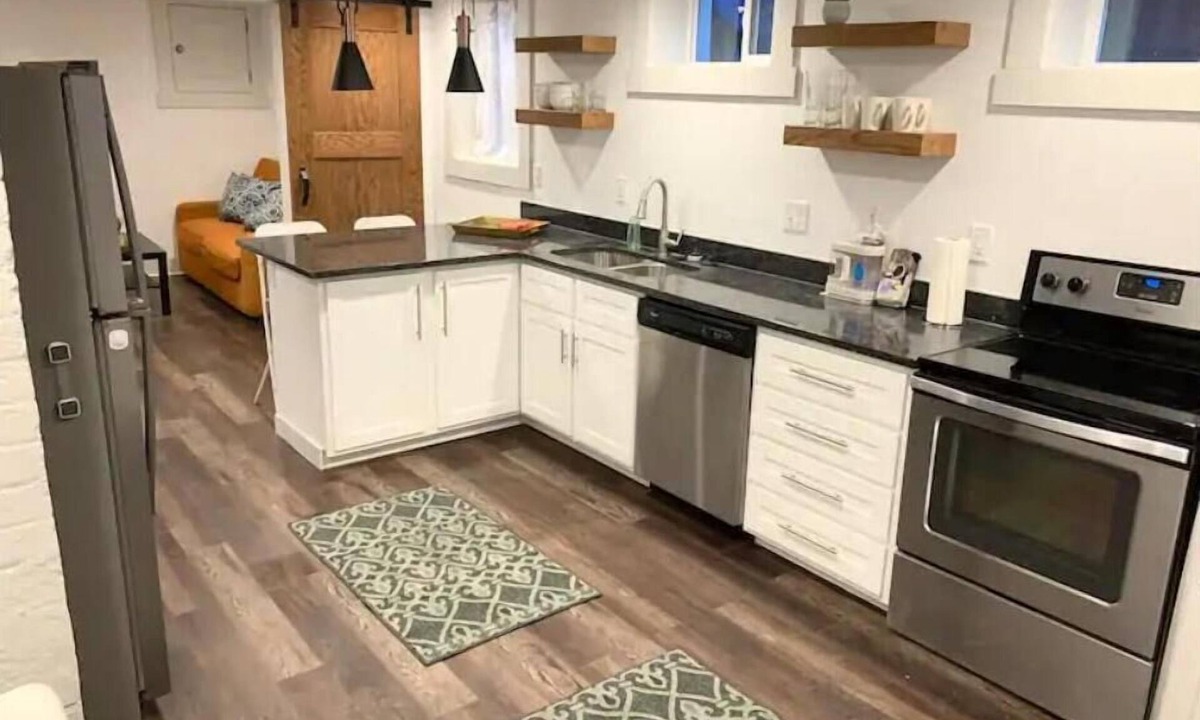 Ogden Apartment | Clean Modern Downtown Apartment- All New Rear Unit