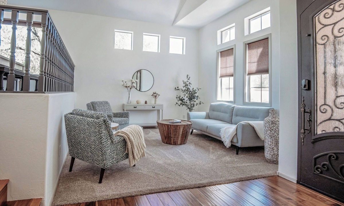 Tramonto House | Clean Modern Spacious Home w/Heated Pool