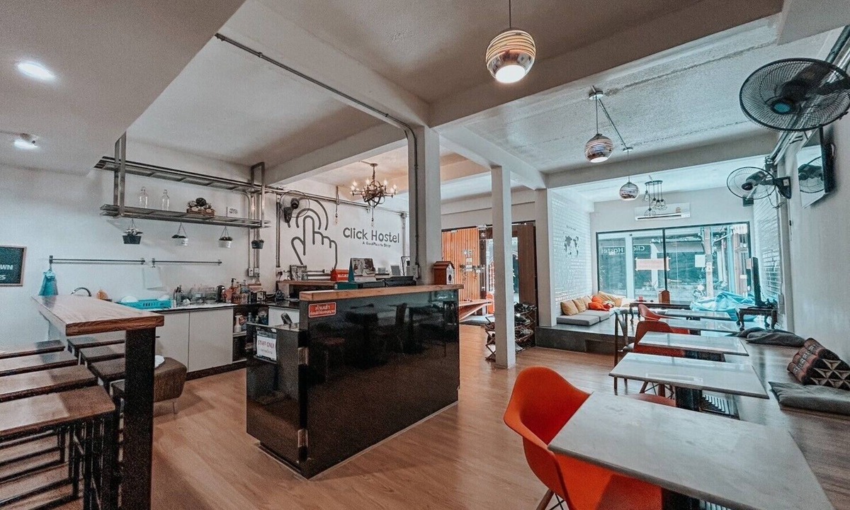 Asoke Hostel | Click Hostel