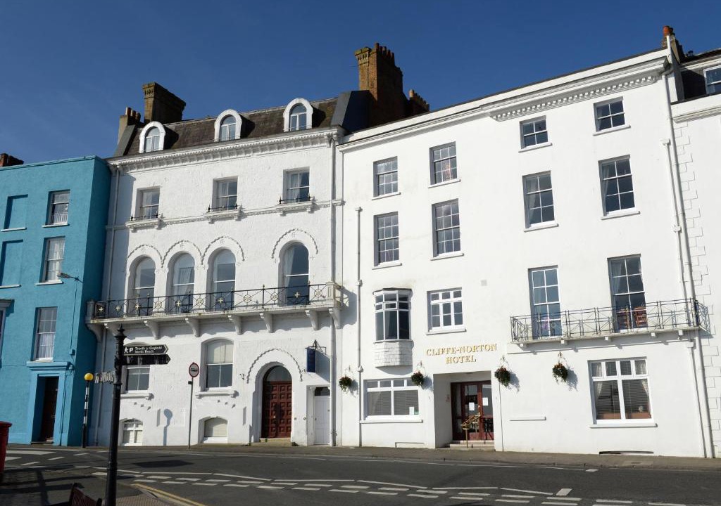 Tenby Hotel | Cliffe Norton