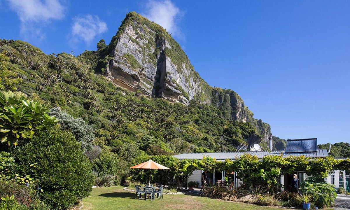 Punakaiki House | Cliffscapes Holiday House