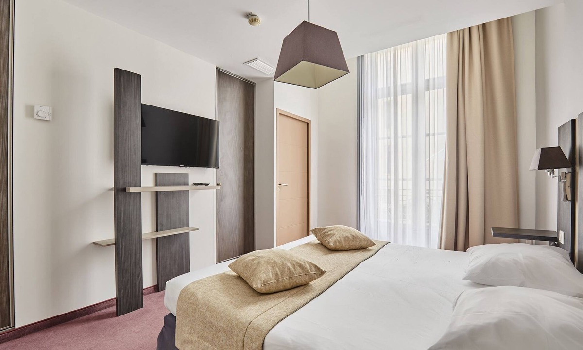 Gambetta Condo | Climatisation ! Suite Équipée au Centre-ville