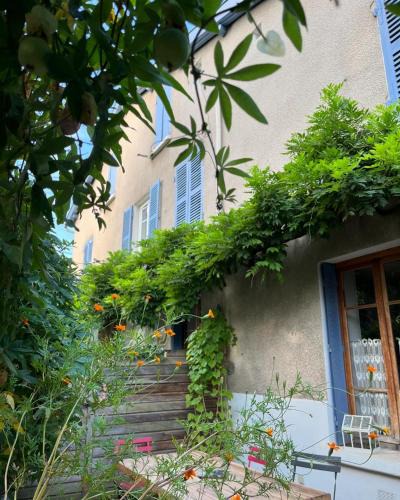 Bussiere - Cadiere House | clos st Joseph