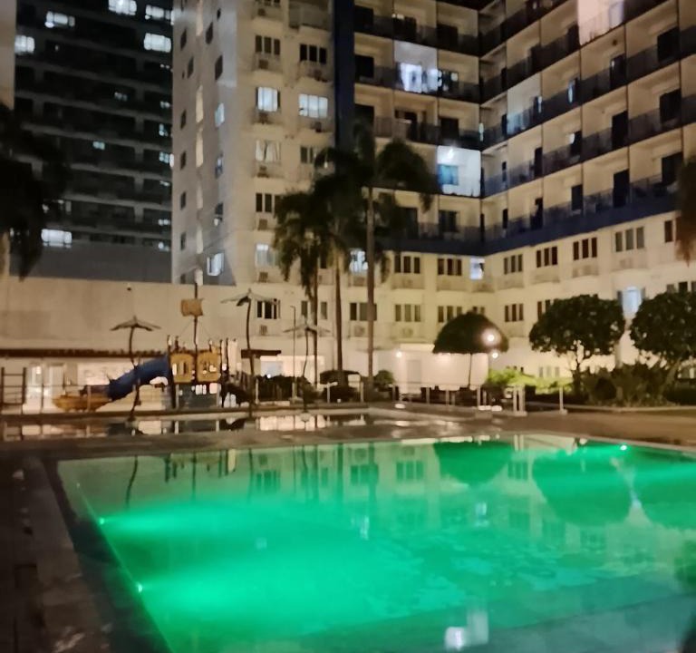 Barangay 76 Apartment | Cloud Nine Shell Moa Staycation