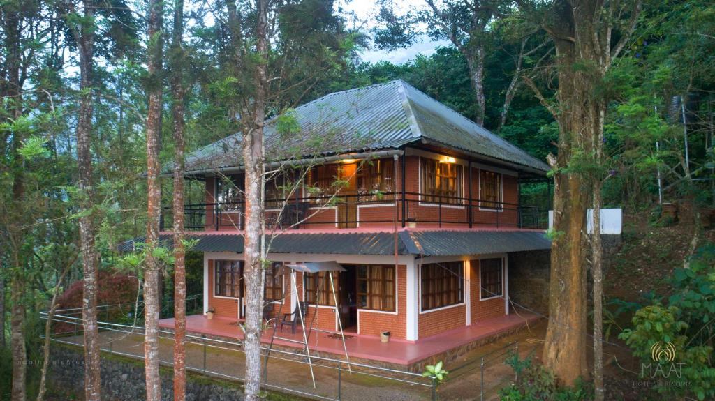 Devikolam Bed & Breakfast | Clouds Land